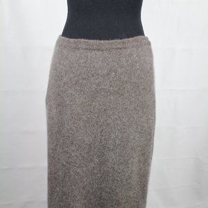 White, Wheeler, & Martha 70% Lambs Wool 20% Rabbit Hair 10% Nylon Long Skirt